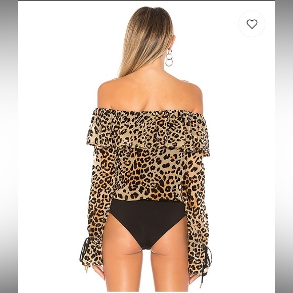 House of Harlow x Revolve Satin Leopard Print Off the Shoulder Bodysuit XS - Picture 4 of 12